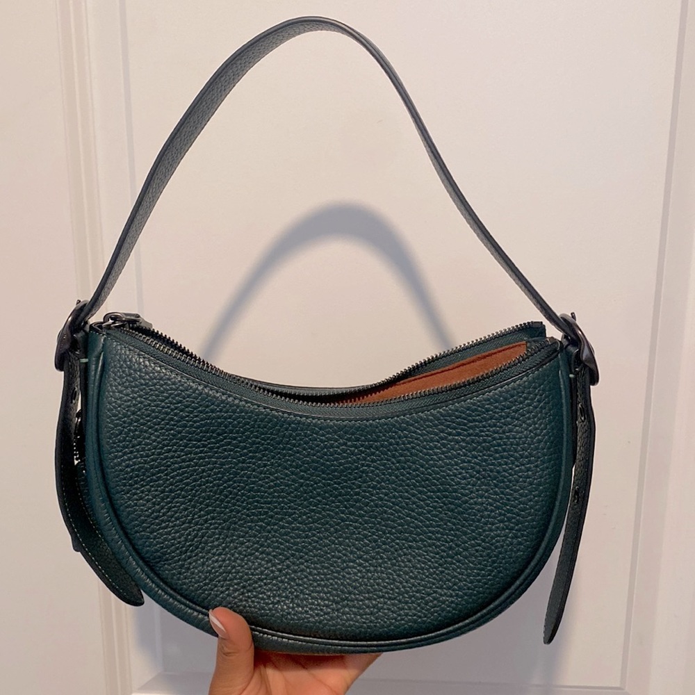 ‼️HUGE DEAL‼️COACH LUNA SHOULDER BAG 🌳 color Forest 🌳